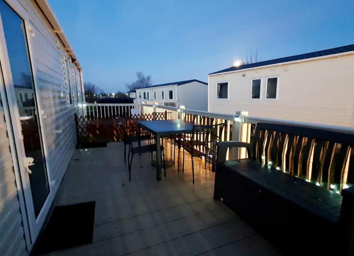 15 Kestrel Close Hot Tub Retreat Tattershall Dış mekan fotoğraf